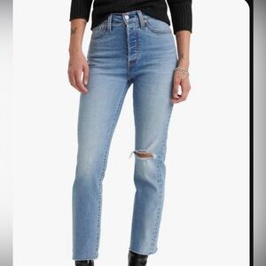 Levi’s Wedgie Straight Leg High Rise Ripped Knee Jeans Womens Size 27 Button Fly